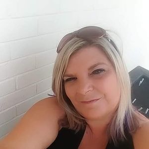 Meet your Posher, Rhonda